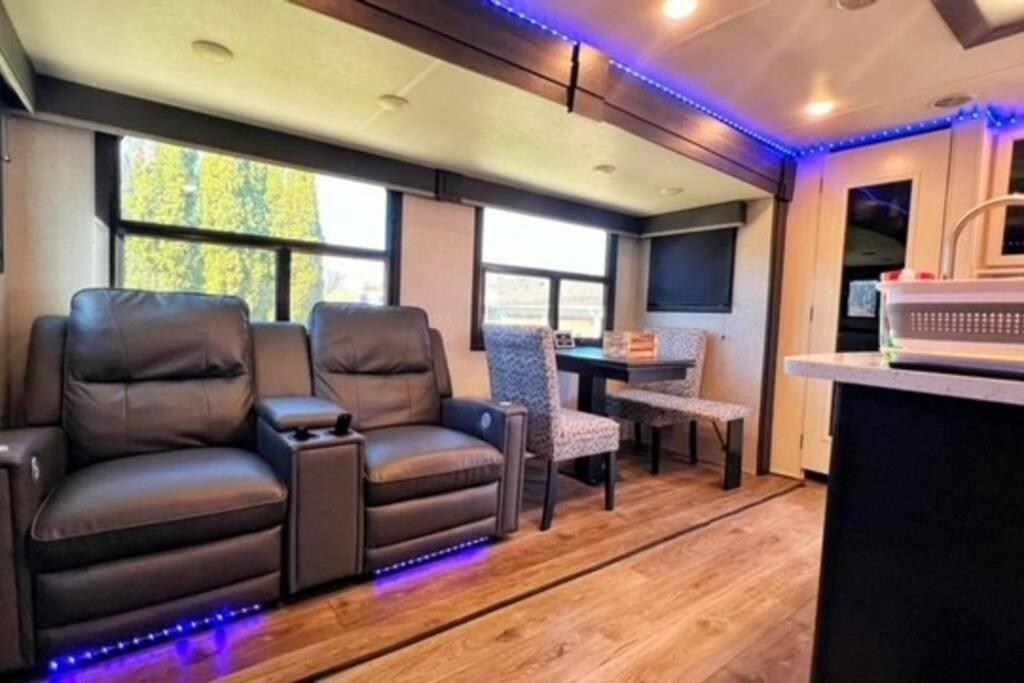 Luxury Glamping Near Idaho Event Center In Nampa Appartement Buitenkant foto